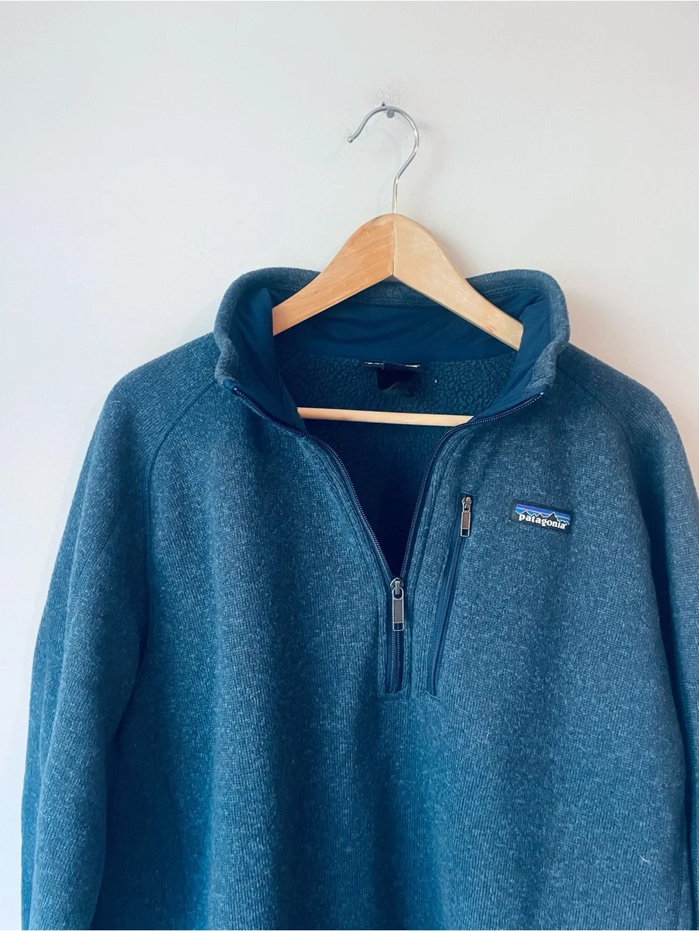 Patagonia Men's Navy Better Sweater Fleece Pullover - Picture 4 of 8